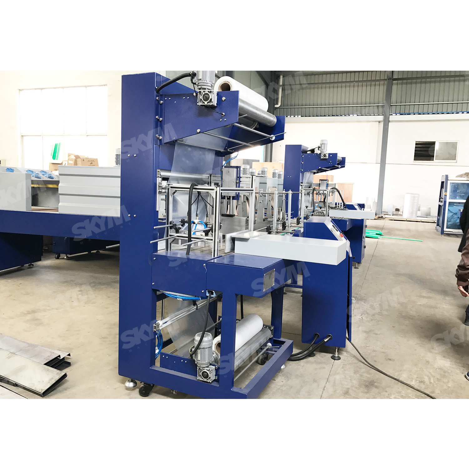Mineral Water Bottles Group PE Film Shrink Wrapping Packaging Machine